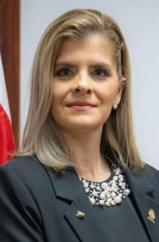 Laura Fernández Delgado (Présidente de la République)
